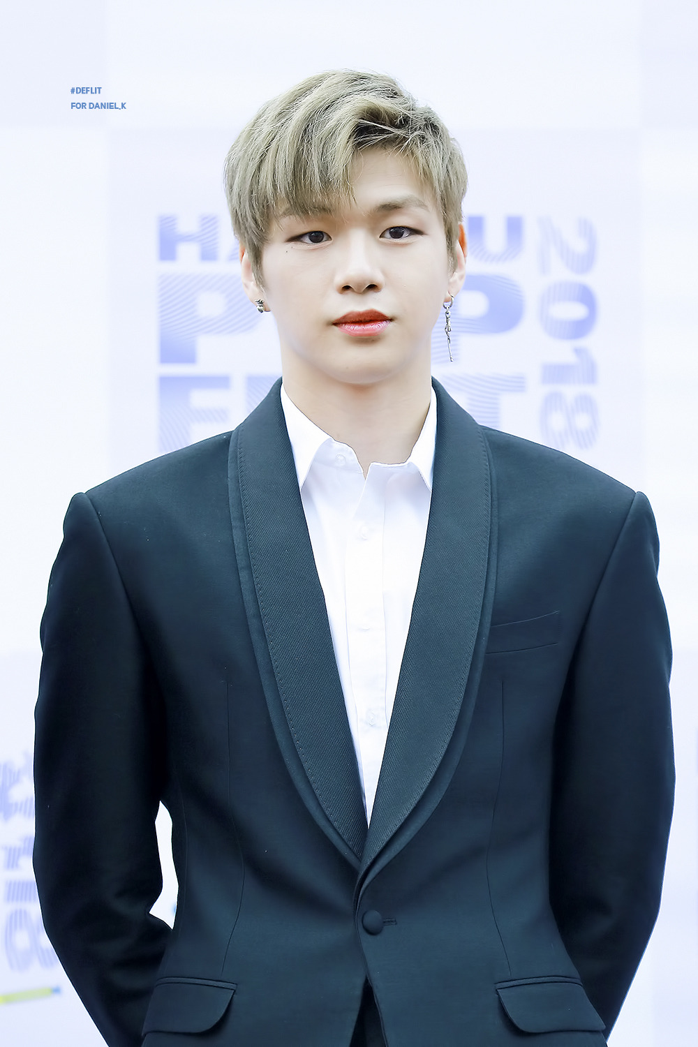 KANG DANIEL DATA - 180907 hallyu pop fest #deflit ϟ do not edit.