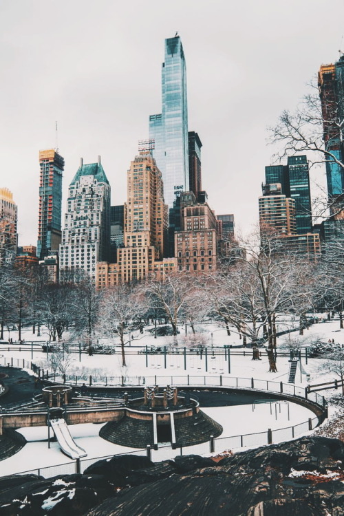 A cold winter in the city [photo by matosem] | Our Instagram...