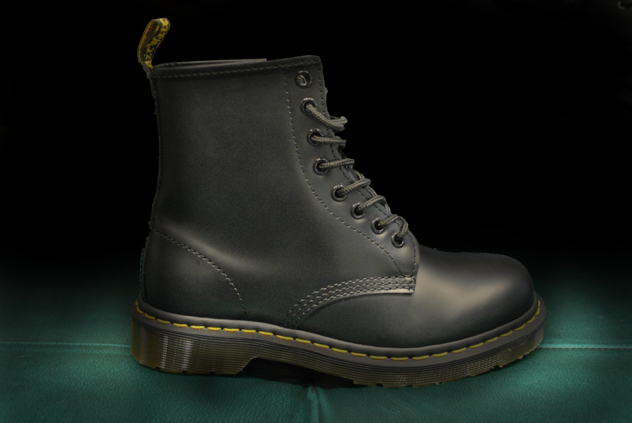 dr martens 1460z