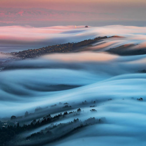 flowartstation: Fog waves: photographer Nick Steinberg captures...