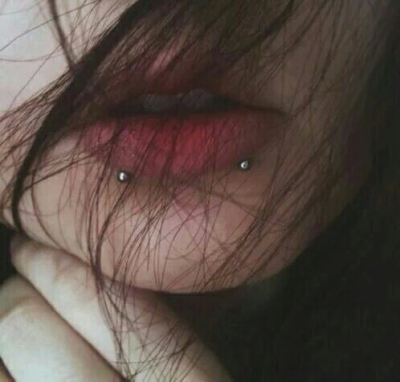 Piercingsnake Bitesbeautifulgirlperfectphotographyalternativegrungehairfaceindiehipstervintageblack And Whitequotesartartists On Piercingsnake Bitesbeautifulgirlperfectphotographyalternativegrungehairfaceindiehipstervintageblack And Whitequotesartartists On