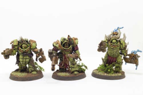 chains-and-charcoal:Finally finished my Nurgly men, one year...