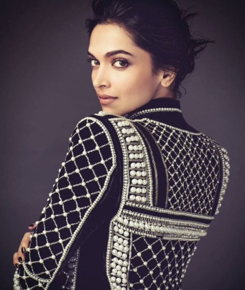 queendeepikaa:Deepika Padukone for Filmfare 2016