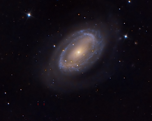 just–space:The Easterbunny Comes to NGC 4725 : At first...