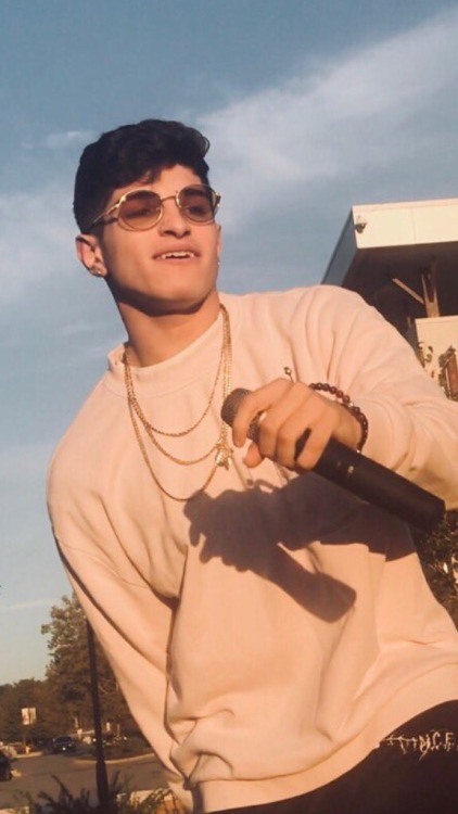 prettymuchpacks:✿ nick mara + edwin honoret lockscreens ✿...