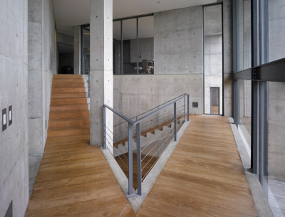 dezeen:<br /><br />House in Sri Lanka by Tadao Ando<br />See all our architecture stories»<br />Follow us on Twitter»<br />