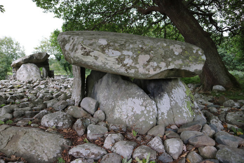 thesilicontribesman:Dyffryn Prehistoric Burial Chambers,...