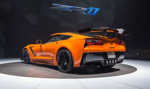 itcars:First Look: The NOT Mid-engined 2019 Corvette ZR1Let’s...