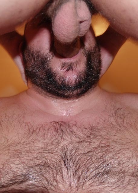 alexunderbear:perhaps tonight:Hot deep throating