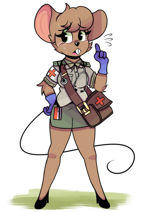 wirelessshiba:Diana the frightened Field Medic mouse! 