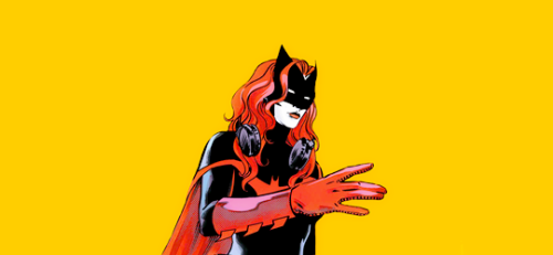 uncannyjeangrey:kate kane in batwoman #17