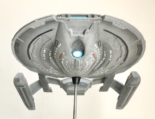 U.S.S. TempestGundam-class heavy escort carrier(Custom 3D...