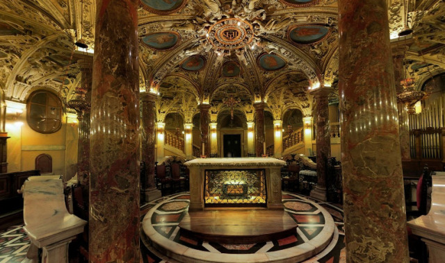 Cristianità — Cripta del Duomo di Milano