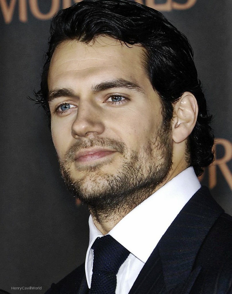 Henry Cavill World — Henry at Immortals Premiere Nov 11, 2011 Henry...