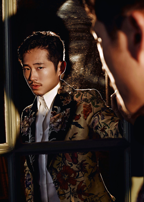 waititi:Steven Yeun©Ssam Kim // Glass Men