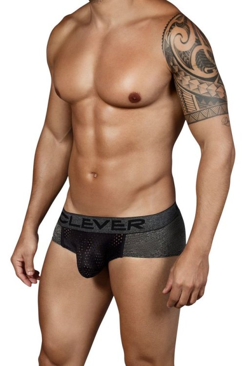 Jorge Varela is the best model of #CLEVER #Colombia @Men