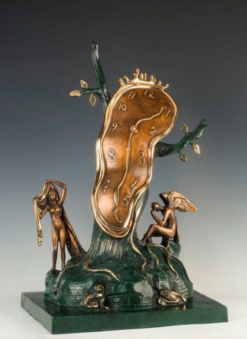 x-heesy:Salvador Domingo Felipe Jacinto Dali (11 May 1904 – 23...