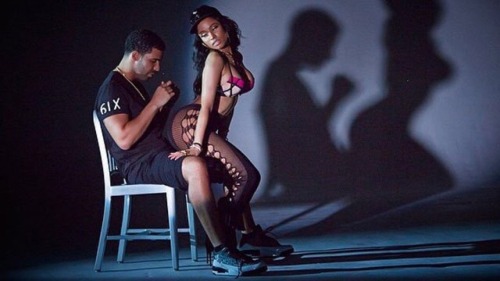 netflixandnudez:Drake Has Been Approved By The Entire Holy...