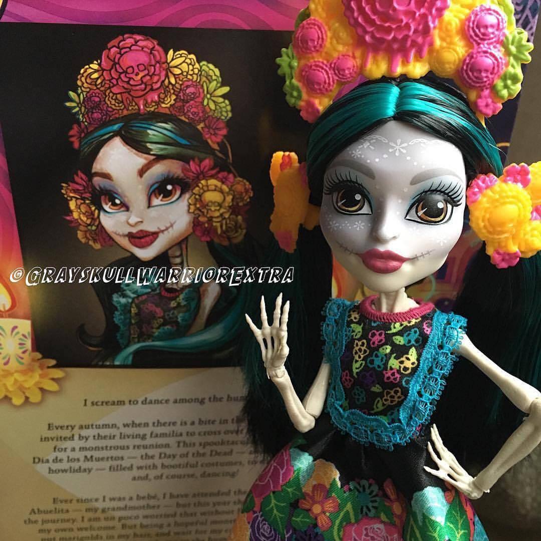 skelita calaveras collector doll