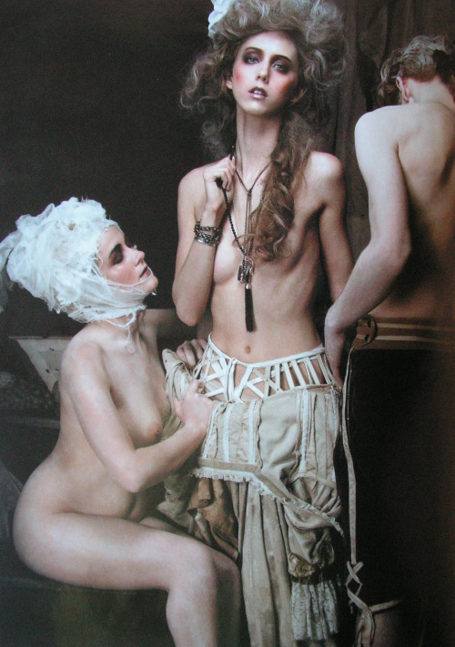 juicy couture advertising XVIII century XVIIIe siècle