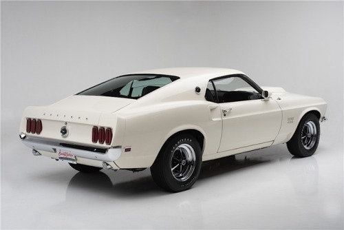 utwo:1969 Ford Mustang BOSS 429© barrett jacksonMy Baby!!!!...