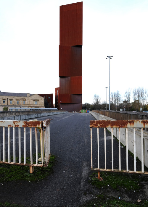 scavengedluxury:Broadcasting Tower, Leeds. November 2015.