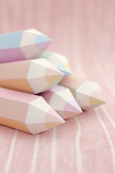 daddywillprotectyou:Pretty pastels submitted by...