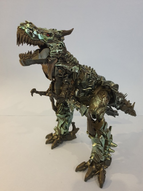 scorn dinobot