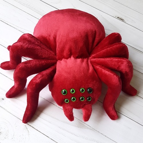 sosuperawesome:Giant Plush SpidersZoo Toys on EtsySee our...