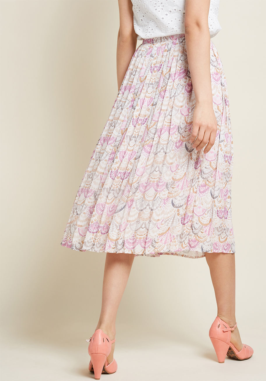 Very Lovely Skirts, Skirtsuits, and Dresses — Lovely pleated skirt and ...