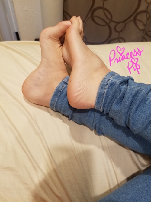 FemaleFeetLove