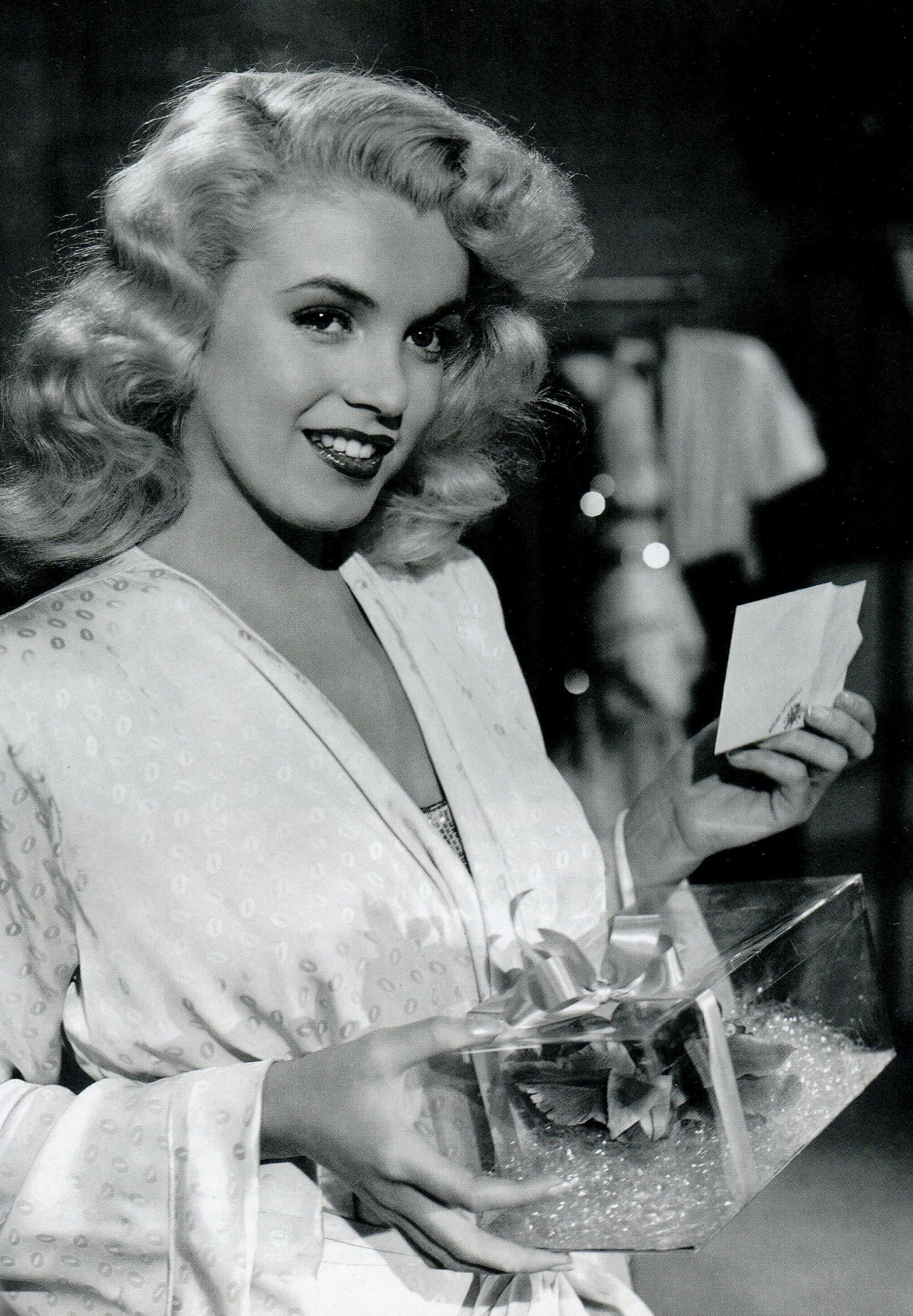 Lady Be Good: Marilyn Monroe in Ladies of the Chorus (1948)