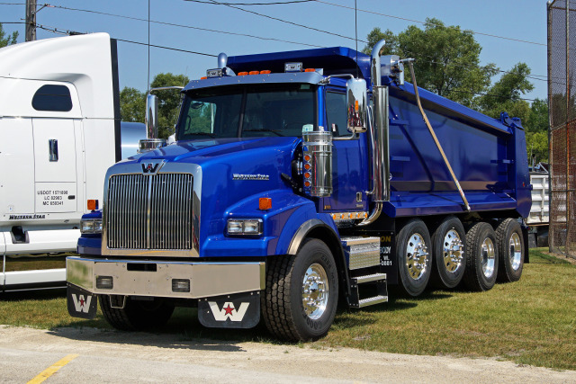 Semitrckn Western Star Custom S Quad Axle Dump