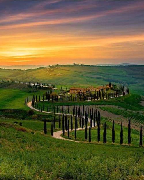 angel-kiyoss:Tuscany.