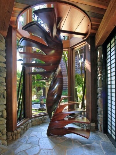 Beautiful wooden spiral staircase [600x800]