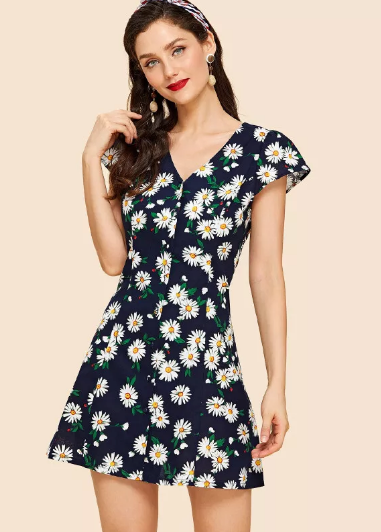 screaminoutfits: ((get this Daisy print dress!... - Charming feminine style