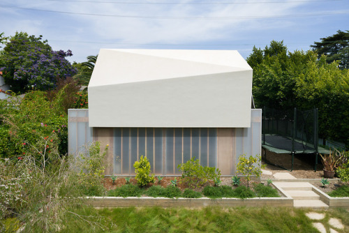 kazu721010:See-Through House / Koning Eizenberg...