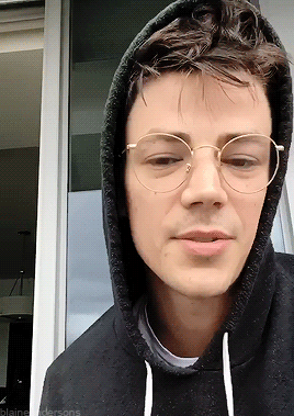 breathin - mykie wryes Tumblr_pcweokuEP61xr9xqjo1_400