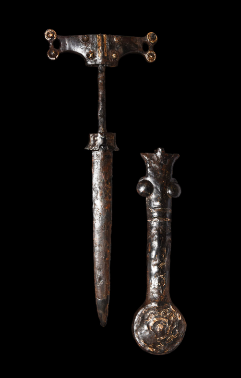 archaicwonder:Celtic Iron Dagger with Scabbard, Early 1st ML...