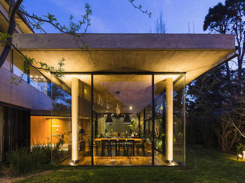 architorturedsouls:Casa CA / Estudio Pablo Gagliardoph: Ramiro...