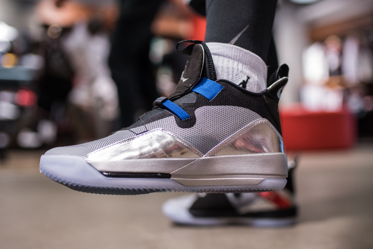 air jordan xxxiii silver