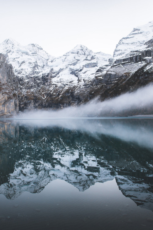 motivationsforlife:Fog rolling in by Kimon Maritz