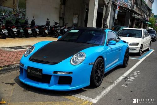 dreamer-garage:Ruf RT12R (via)