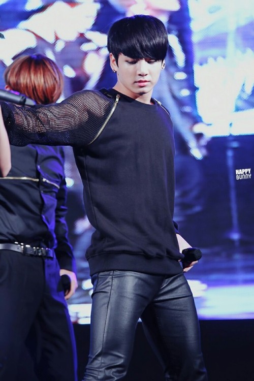 btsboyzzz:JUNGKOOK X LEATHER PANTS TO BLESS YOUR SOULcredit:...