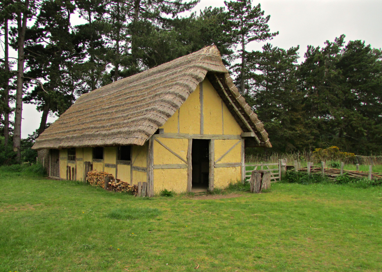 Fjorn's Hall • West Stow Anglo-Saxon Village, Suffolk, England ...