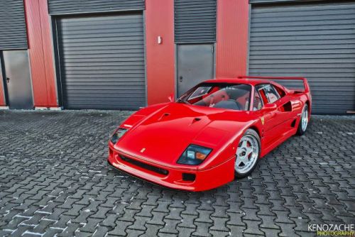 classic ferrari f40