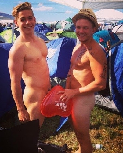 nakedblokes:Naked blokes. That’s it. Nothing...