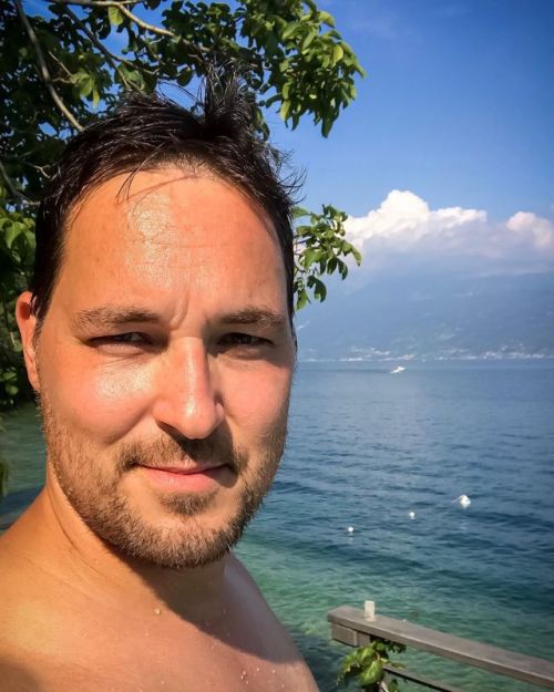 Me and the Lago#italy #summer #summervibes #italien #bluesky...