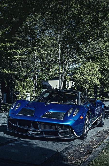 dreamer-garage:Pagani Huayra (via)