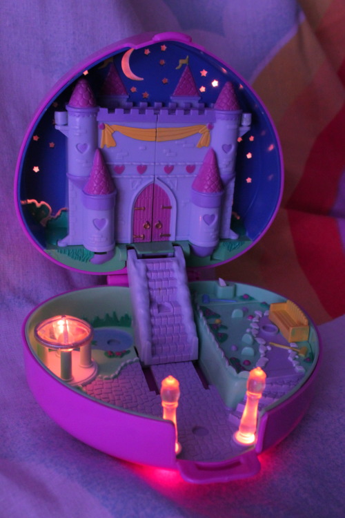 addams family polly pockets